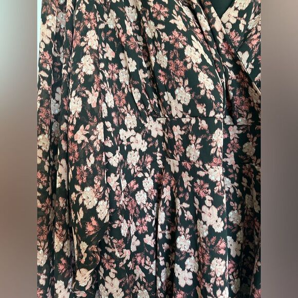 City Chic Size 22 Floral Dress, Long Sleeve, Flowy, Pink and Black - Picture 6 of 8